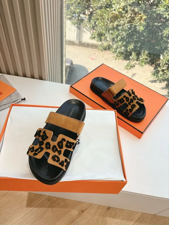 Hermes Shoe 